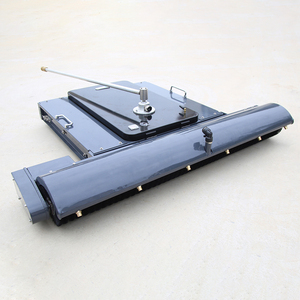 Équipement robotisé de nettoyage de panneaux photovoltaïques à haute efficacité pour fermes solaires - Nettoyeur de panneaux PV - Product Image 5