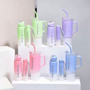 Nouveau 2024 – Ensemble 3-en-1 portable en plastique : tasse à eau, paille et accessoires (glaçon et brosse) - Product Image 6