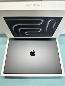 Portátil MacBook Pro de EE. UU. con Envío Rápido, Pantalla de 16 Pulgadas, Chip M3 Max/Pro, 18GB/36GB/48GB de RAM - 512GB/1TB/2TB SSD - Product Image 2