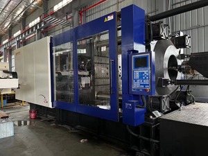 Machine d'injection plastique 1000 tonnes d'occasion Machine de fabrication de paniers en plastique pour la fabrication de caisses servo machines de moulage par injection - Product Image 3