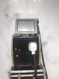 Máquina de Depilación Láser de Diodo de 3 Ondas de Alta Calidad, 755nm 808nm 1064nm, Sistema de Enfriamiento TEC para Equipos de Clínica Estética - Product Image 1