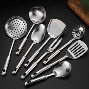 Vente en gros d'usine - Ensemble de 7 ustensiles de cuisine en acier inoxydable, comprenant spatule, cuillère et autres outils de cuisine - Product Image 3
