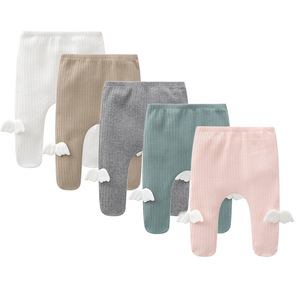 Großhandel Stylefish Frühling Herbst Säuglings-Leggings mit Flügeln Mädchen Wickelhose Baby-Hose aus Baumwolle Atmungsaktiv in Voller Länge - Product Image 1