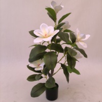 Arbre de magnolia simulé Décoration de salon Fleur artificielle bionique Petite plante en pot de table Plante simulée