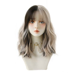 Perruque bouclée <span class=keywords><strong>mi</strong></span>-longue réaliste en <span class=keywords><strong>cheveux</strong></span> synthétiques Xin Yao, couleur gris-argent-rose, mignonne, moelleuse et respirante pour femme - Product Image 5