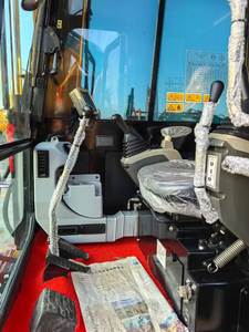 รถขุดขนาดเล็ก CAT 306/306D มือสอง ผลิตในญี่ปุ่น คุณภาพสูง น้ำหนัก 6 ตัน รถตีนตะขาบสำหรับงานดิน พร้อมบุ้งกี๋ขุดดิน ยี่ห้อแคตเตอร์พิลลาร์ - Product Image 6