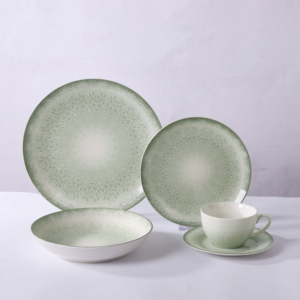 Fabricante <span class=keywords><strong>de</strong></span> Vajillas <span class=keywords><strong>de</strong></span> Cerámica, Juego <span class=keywords><strong>de</strong></span> Vajilla <span class=keywords><strong>de</strong></span> <span class=keywords><strong>Gres</strong></span> <span class=keywords><strong>de</strong></span> 20 Piezas con Diseño Nórdico Natural en Verde Suave para Uso Diario - Product Image 1