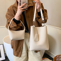 Sac Seau en PU Grain Litchi Minimaliste Tendance pour Femme, Grande Capacité, Réglable, Idéal pour le Quotidien et les Voyages