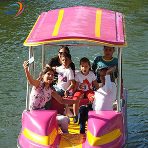 Équipement de jeux d'eau de haute qualité en usine Bateau à pédales en fibre de verre pour la famille - Product Image 2