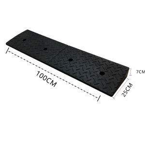 ब्लैक रबर प्लास्टिक 100*25*7 सेमी कार रैंप पर अंकुश लगाने के लिए टिकाऊ सुरक्षा गति बंप - Product Image 1