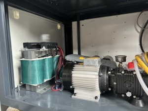 Dd703.30 trục chính servo du lịch lỗ nhỏ tia lửa xói mòn khoan EDM máy - Product Image 6