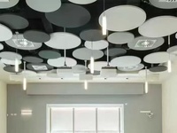 Panneau acoustique suspendu au plafond, 100% fibre de polyester, écologique, isolation phonique moderne, NRC 1.1 pour salle commerciale