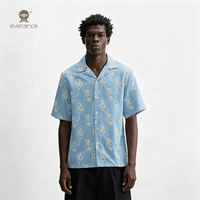 Chemise homme en mélange de lin Sketch Leaf 160 g/m² bleu et blanc, style cubain minimaliste pour les vacances à la station balnéaire
