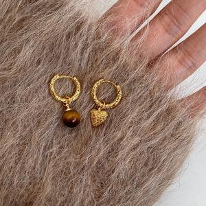 Pendientes Colgantes de Plata de Ley S925 con Piedra de Ojo de Tigre Estilo Meilad de Mediados de la Antigüedad, Asimétricos, con Forma de Corazón, Estilo Occidental - Product Image 1
