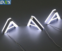 Panneau d'affichage de lettres de l'alphabet en acrylique à LED RVB Décoration extérieure de vitrine éclairée pour les entreprises commerciales