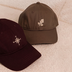 หมวกเบสบอลปักโลโก้ 6 แผงสีน้ำตาลแบบ OEM สั่งทำพิเศษ หมวกทรง Dad Hat ผ้าฝ้ายไม่เสริมโครง - Product Image 1