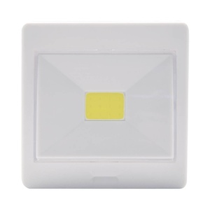 Faretto LED per armadio 180 lumen, a risparmio energetico, luce brillante, ideale per l'illuminazione di interni e zone con accesso a - Product Image 1