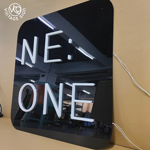 <span class=keywords><strong>Letrero</strong></span> Luminoso de Neón Líquido Personalizado 'NE:ONE' con Iluminación Multicolor Vibrante - Product Image 6