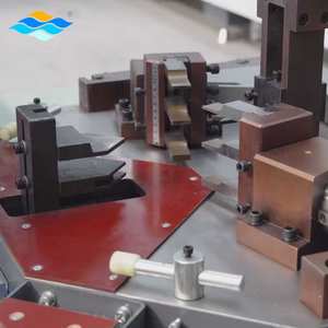 Vitesse rapide 90 °   Machine à assembler les angles pour profilés en aluminium de portes et fenêtres - Product Image 5