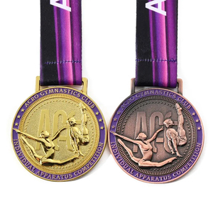 <span class=keywords><strong>Porte</strong></span>-médaille de <span class=keywords><strong>gymnastique</strong></span> en métal doré 3D avec logo en émail personnalisé - Product Image 2