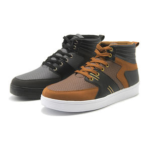 Chaussures de marche montantes personnalisées de style populaire 2026, baskets décontractées pour hommes - Product Image 1