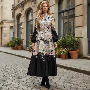 En stock 2026 <span class=keywords><strong>Robe</strong></span> longue à <span class=keywords><strong>taille</strong></span> empire, motif floral, col montant classique, manches lanternes, boutons décoratifs sur une seule rangée, ourlet large - Product Image 1