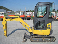 Mini-excavatrice sur chenilles compacte PC18MR, poids 1840 kg, godet de 0,04 m³ pour travaux de rénovation de jardins