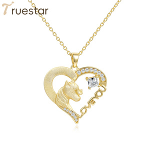 Collana con Ciondolo a Forma di Ghepardo in Argento Sterling S925, Gioiello Spazzolato con Moissanite, Regalo d'Amore - Product Image 1
