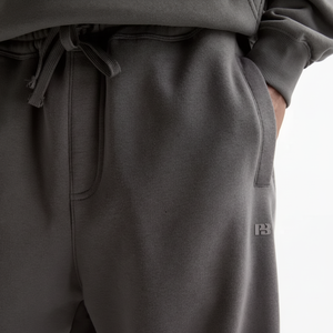 Fabricante de ropa de alta calidad de peso pesado grueso de algodón bordado estampado Logo holgado pantalones de chándal anchos bajo MOQ chándales - Product Image 1