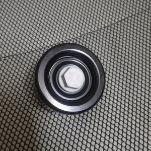 Poulie tendeur à gorge unique en acier de 10 mm pour Chevrolet Cavalier Sail Buick Excelle 24105941 - Product Image 1