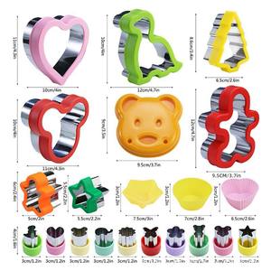 Lot de 11 <span class=keywords><strong>emporte</strong></span>-pièces et moules à sandwichs à motifs de dessins animés pour la maison, outils de pâtisserie pour l'impression de légumes et l'embossage de fruits, emballage en boîte colorée - Product Image 2