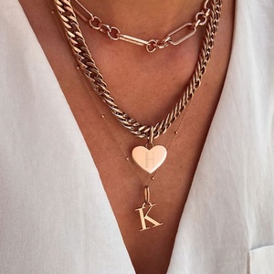 Collier tendance de luxe personnalisé avec pendentif cœur, chaîne gourmette, plaqué or 18 carats, en acier inoxydable pour femme - Product Image 6