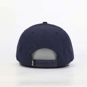 Gorra Deportiva Personalizada OEM de 5 Paneles, de Lona de Poliéster, con Parche Tejido, Gorras de Golf con Logotipo Bordado, de Alta Calidad y Ajustables - Product Image 5