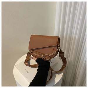 I-0561 Bolsos de Mujer al por Mayor, Nuevos Bolsos de Moda Coreana, Bolsos Cruzados para Mujer - Product Image 3