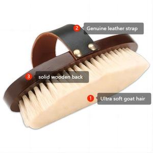 Spazzola per Pulizia a Forma Ovale Grande in Legno con Testa e Corpo di Cavallo, Ultra Morbida in Pelo di Capra, Pettini <span class=keywords><strong>Curry</strong></span> 19,5 cm, Colore Personalizzabile - Product Image 2