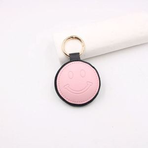 Porte-clés rond en cuir PU, breloque de sac élégante et durable, pendentif coloré et portable, cadeau promotionnel - Product Image 4