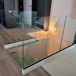 מעקה מדרגות זכוכית מודרני מאלומיניום בצורת U, מותקן על הרצפה, למרפסת, לקניון, לפלטפורמה, גימור שחור מט, עמיד בפני חלודה/מים - Product Image 6