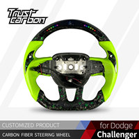 Volant personnalisé en fibre de carbone forgée verte avec poignée en cuir lisse pour Dodge Challenger Hellcat SRT RT Series Charger