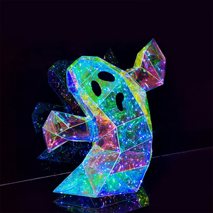 Decoración Luminosa LED de Fantasma, Adorno Prismático de Halloween, Escultura de Plástico Brillante para Exhibición en Mesa de Fiesta - Product Image 1