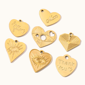 E339 titanio acero chapado en oro encanto corazón mamá amante encantos colgantes para joyería <span class=keywords><strong>amistad</strong></span> - Product Image 4