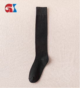 Calcetines Jk de estilo japonés de Color puro para mujer, calcetines de algodón adelgazantes a presión para primavera y verano, fabricante de medias al por mayor - Product Image 4