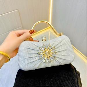 New Cross-border European-American Retro Style Spring Polyester Diamond-encrusted Small <b>Clutch</b> Bag for Women Tanjing - Product Image 6