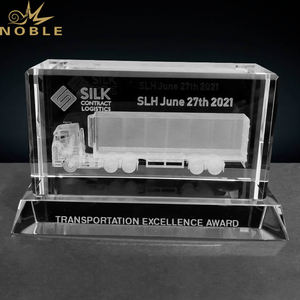 รางวัลรถแข่งคริสตัล 3 มิติ คุณภาพสูง ระดับพรีเมียม ของขวัญธุรกิจ รางวัลรถบรรทุกคริสตัลแบบกำหนดเอง ใช้เป็นของที่ระลึก - Product Image 6