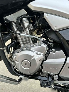 Suzuki Gw250 <span class=keywords><strong>Inazuma</strong></span>-250cc Motocicletta a Benzina Bicilindrica con Doppio Scarico, Raffreddamento a Liquido, EFI, Confortevole e Potente - Product Image 6