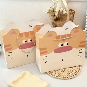 Borsa Regalo a Forma di Gattino Cartoon, di Alta Qualità, in Cartoncino Bianco Spesso e Delicato, Borsa per Confezioni Regalo di Grande Capacità - Product Image 6