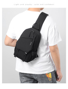 Bolso de Pecho Multifuncional, Impermeable y Duradero, Bolso Bandolera Casual para Viajes al Aire Libre, para Correr, para Teléfono - Product Image 4