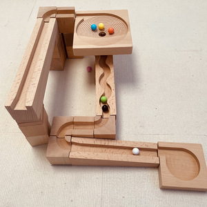 Pista de serpiente de madera maciza de haya, bloques de madera sin rebabas, juguetes de bola rodante para niños y niñas, juguete educativo temprano, rompecabezas de construcción para todas las edades - Product Image 3