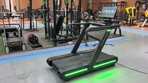 Prix bas <span class=keywords><strong>Promotion</strong></span> équipement de gymnastique <span class=keywords><strong>tapis</strong></span> roulant prix 23.8 "affichage avec 4 modes de <span class=keywords><strong>course</strong></span> <span class=keywords><strong>tapis</strong></span> roulant commercial avec écran remplaçable - Product Image 2