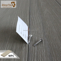 Revêtement de terrasse extérieur en bois WPC au design moderne, antidérapant et imperméable, sans écart
