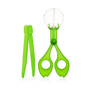 Handy <span class=keywords><strong>Bug</strong></span> <span class=keywords><strong>Catcher</strong></span> và nhíp côn trùng đặt <span class=keywords><strong>Bug</strong></span> kẹp côn trùng bắt kẹp kéo Đồ chơi ngoài trời cho trẻ em - Product Image 1